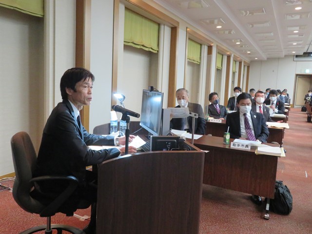 201112rijihyo_godokaigi02.jpg