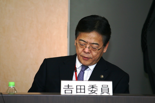 （写真）吉田市長